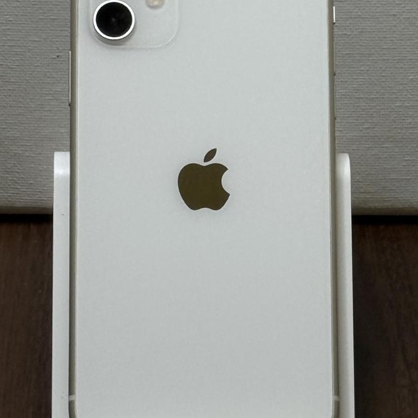 Apple iPhone 11 - Unlocked, 64 GB, White, A2111