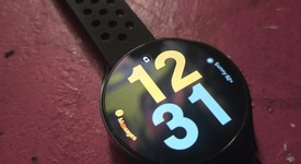 Good
													Samsung Galaxy Watch6 - Unlocked, Graphite, 44mm, photo 4 of 7
