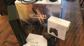 Mint
													Xbox One S (2016) - Green, 1 TB, photo 5 of 6