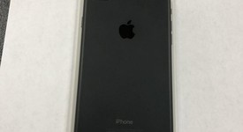 Mint
													Apple iPhone 7 Plus - Unlocked, Black, 32 GB, A1661, photo 2 of 7