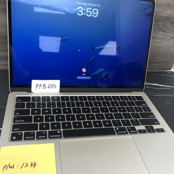 MacBook Air 2022 (M2) - 13 inch - 256 GB, Starlight, 8 GB, Apple M2