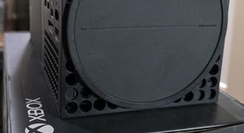 Mint
													Xbox Series X (2020) - Black, 1 TB, standard, photo 5 of 13