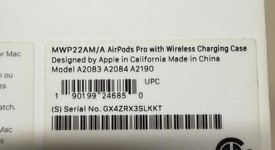 Used
													Apple AirPods Pro - Wireless Case, photo 3 of 13