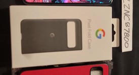 Good
													Google Pixel Fold - Unlocked, Porcelain, 256 GB, 12 GB, G9FPL, photo 3 of 18