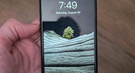 Good
													Apple iPhone SE 2nd Gen 2020 - Unlocked, Black, 64 GB, A2275, photo 3 of 6