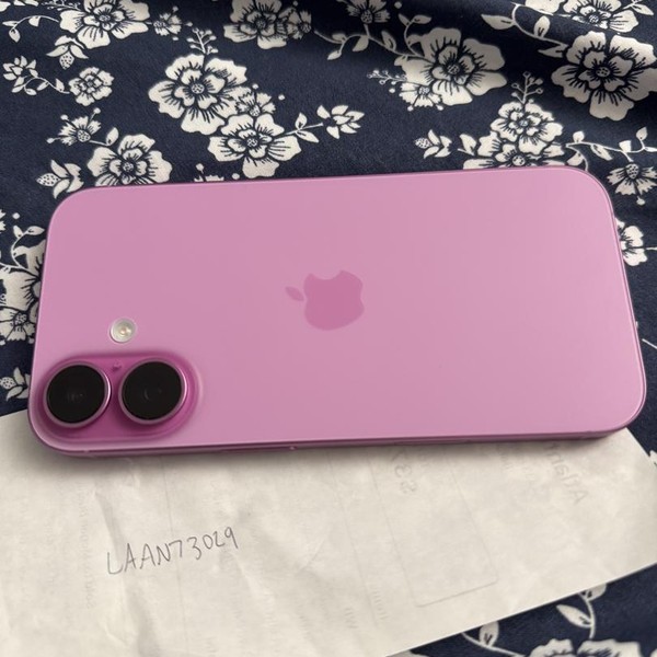 Apple iPhone 16 - Unlocked, 256 GB, Pink, A3081