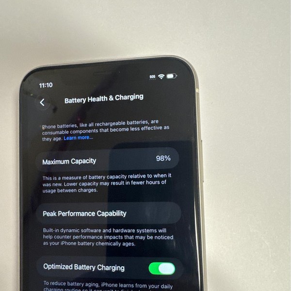 Apple iPhone 11 - Unlocked, 64 GB, White, A2111