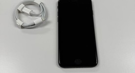 Mint
													Apple iPhone SE 3rd Gen 2022 - Unlocked, Midnight, 64 GB, A2595, photo 1 of 7