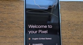 Fair
													Google Pixel 7a - Unlocked, Snow, 128 GB, 8 GB, GWKK3, photo 2 of 11