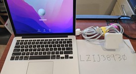 Good
													MacBook Pro 2015 (Retina) - 13" - Silver, 256 GB, 8 GB, photo 2 of 16