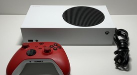 Good
													Xbox Series S (2020) - White, 512 GB, photo 1 of 5