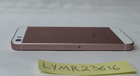 Fair
													Apple iPhone SE 1st Gen 2016 - Unlocked, Rose Gold, 64 GB, A1662, photo 5 of 7