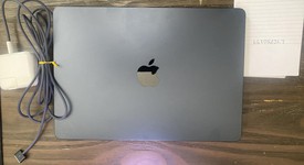 Mint
													MacBook Air 2022 - 13" - Apple M2, Midnight, 256 GB, 8 GB, photo 1 of 13