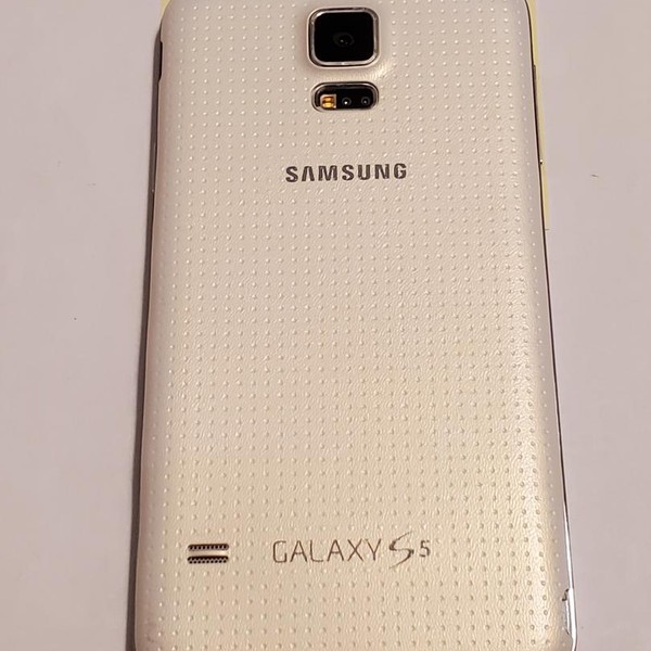 Samsung Galaxy S5 - Unlocked, 16 GB, White, SM-G900F