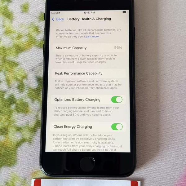 Apple iPhone SE 2nd Gen 2020 - Unlocked, 64 GB, Black, A2275