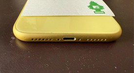 Fair
													Apple iPhone 11 - Unlocked, Yellow, 128 GB, A2111, photo 4 of 8