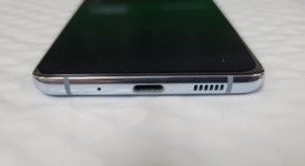 Good
													Samsung Galaxy S20 Plus 5G - AT&T, Cloud Blue, 128 GB, 12 GB, SM-G986U, photo 3 of 6