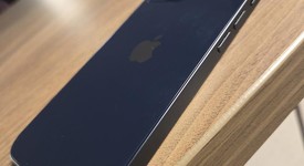 Mint
													Apple iPhone 14 - Unlocked, Midnight, 128 GB, A2649, photo 5 of 9