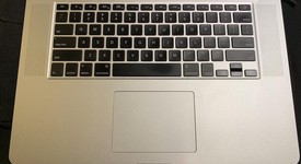 Good
													MacBook Pro 2015 (Retina) - 15" - Silver, 256 GB, 16 GB, photo 5 of 9