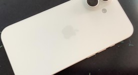 Mint
													Apple iPhone 16 - Unlocked, White, 128 GB, A3081, photo 2 of 6