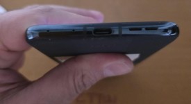 Fair
													Motorola Razr Plus (2024) - Unlocked, Navy Blue, 256 GB, 12 GB, photo 4 of 10