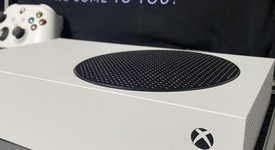 Good
													Xbox Series S (2020) - White, 512 GB, photo 1 of 10