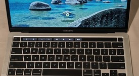 Fair
													MacBook Pro 2020 - 13" - Apple M1, Silver, 256 GB, 8 GB, photo 2 of 10