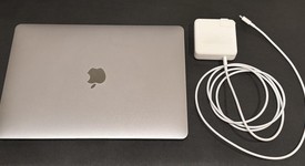 Good
													MacBook Pro 2020 - 13" - I5, Gray, 512 GB, 16 GB, photo 2 of 6