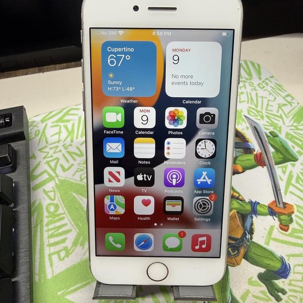 Apple iPhone 7 - Unlocked, 32 GB, Silver, A1778, GSM