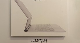 Used
													Apple Magic Keyboard for iPad - White, photo 1 of 8