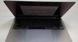 Good
													MacBook Pro 2020 - 13" - Apple M1, Gray, 512 GB, 8 GB, photo 1 of 4