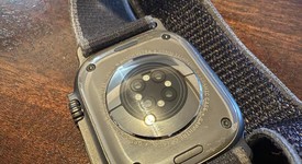 Good
													Apple Watch Ultra 2 49mm - Unlocked, Natural, A2986, Hermes, photo 6 of 6