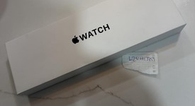 New
													Apple Watch SE 3rd Gen 44mm - Starlight, A3325 - GPS, photo 1 of 2
