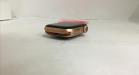 Mint
													Apple Watch Series 5 40mm - Gold, A2092 - GPS, Aluminum, photo 2 of 6