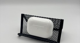 Used
													Apple AirPods Pro 2 - Lightning, photo 2 of 5