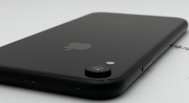 Fair
													Apple iPhone Xr - Unlocked, Black, 64 GB, A1984, photo 4 of 7