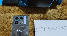 Mint
													Infinix Smartphone - Unlocked Non-US, photo 5 of 9