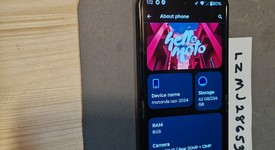 Mint
													Motorola Razr (2024) - Unlocked, Gray, 256 GB, 8 GB, photo 1 of 8