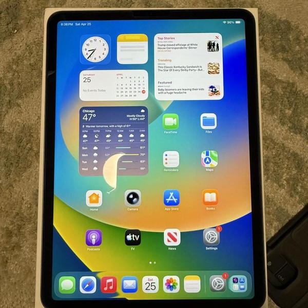 Apple iPad Pro 11 inch 2nd Gen 2020 - Wi-Fi, 256 GB, Gray, A2228