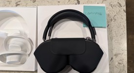 Used
													Apple AirPods Max - Gray, photo 1 of 6