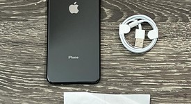 Good
													Apple iPhone Xs Max - Unlocked, Gray, 256 GB, A1921, photo 1 of 4