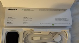 Mint
													Apple Watch Series 9 45mm - Unlocked, Midnight, A2984 - Cellular, Aluminum, photo 2 of 12