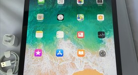 Good
													Apple iPad Pro 12.9" 2nd Gen 2017 - Wi-Fi, Silver, 512 GB, photo 2 of 6