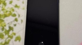 Fair
													Apple iPhone SE 2nd Gen 2020 - Unlocked, Black, 64 GB, A2275, photo 1 of 8