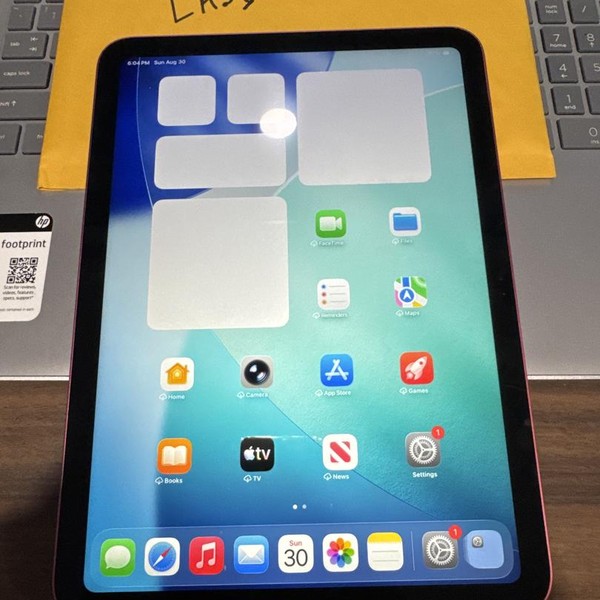 Apple iPad (11th Gen) - Wi-Fi, 128 GB, Pink, A3354