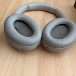 Used Sony WH-1000XM4 - Silver