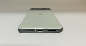 Good
													Google Pixel 8 - AT&T, Hazel, 256 GB, 8 GB, GKWS6, mmWave 5G, photo 4 of 8