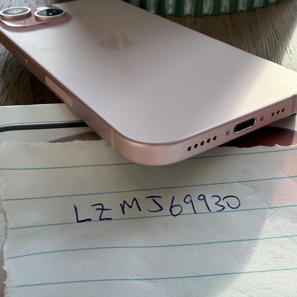 Apple iPhone 15 - Unlocked, 256 GB, Pink, A2846