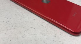 Good
													Apple iPhone SE 2nd Gen 2020 - Unlocked, Red, 128 GB, A2275, photo 3 of 5