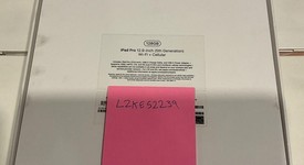 Mint
													Apple iPad Pro 12.9" 5th Gen 2021 - Unlocked, Gray, 128 GB, photo 2 of 5